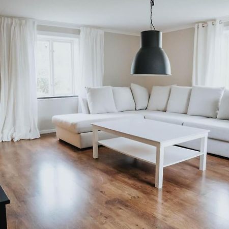 Villa Pa Landet, Habo Eksteriør bilde