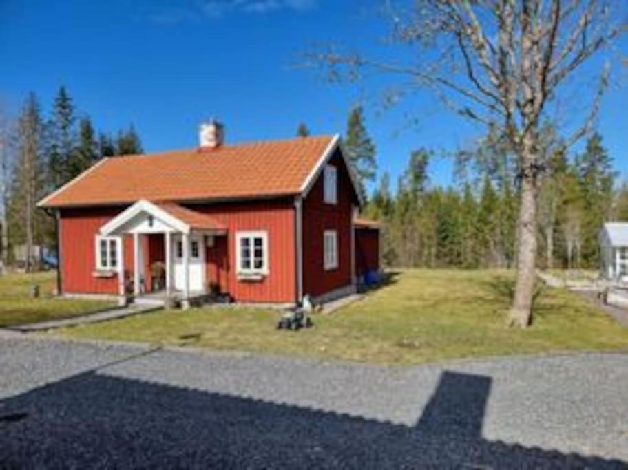 Villa Pa Landet, Habo Eksteriør bilde